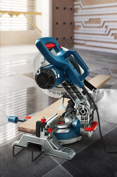 Торцювальна пила GCM 216 Bosch Professional, артикул: 0601B33000, код товару: TLB-02701 фото